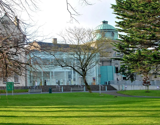 阿斯隆理工学院